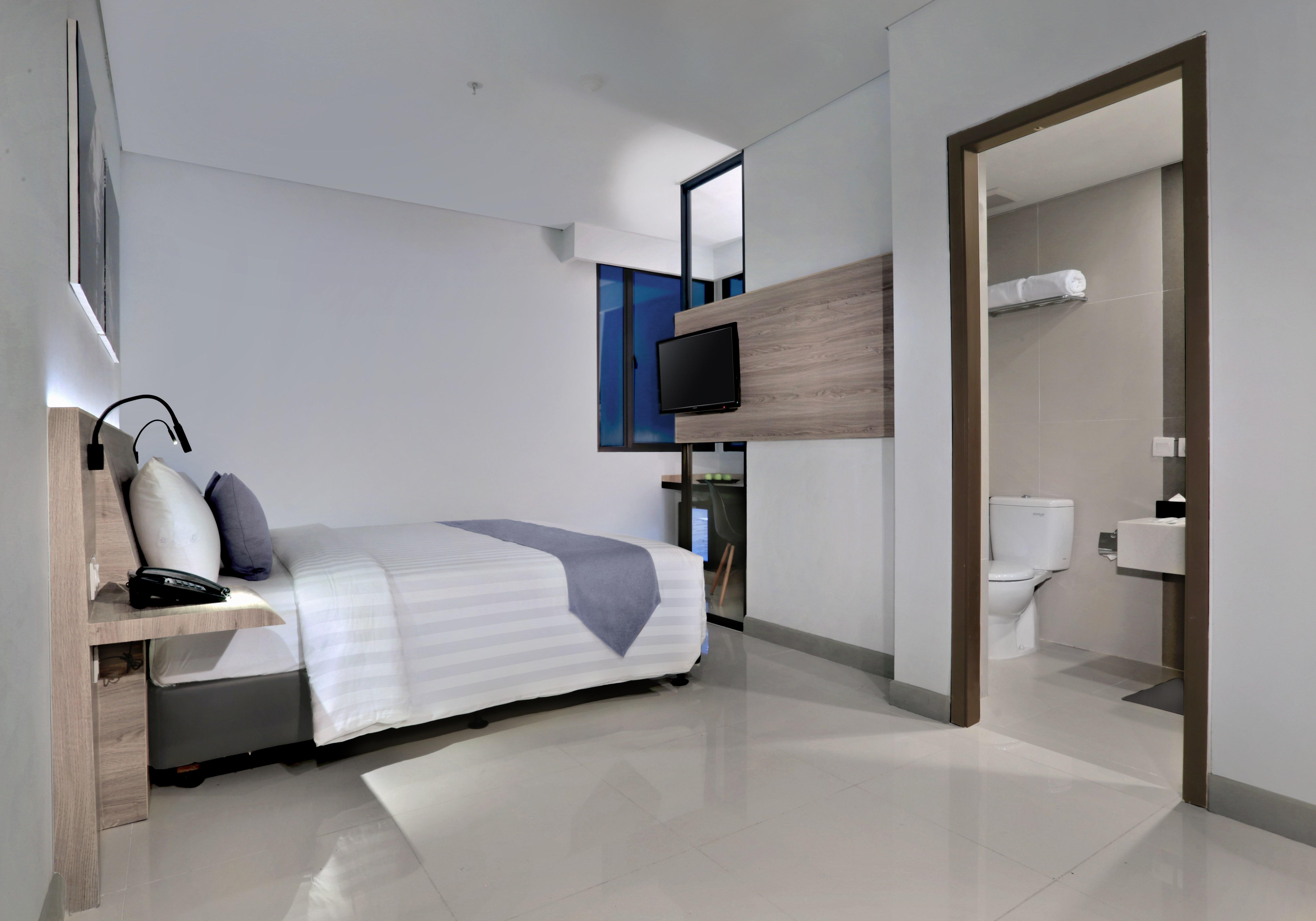 Hotel Neo Gajah Mada By Aston 3*